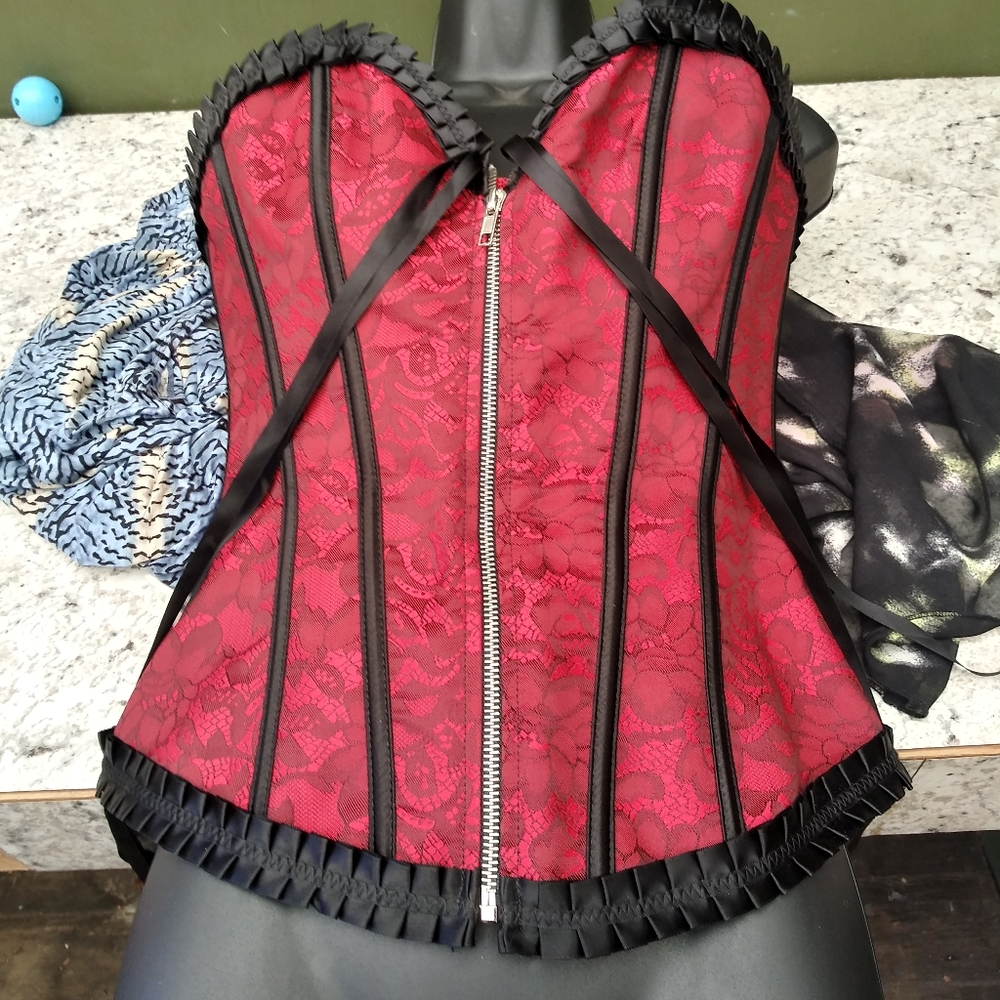 Bs Lingerie crimson & black waist cincher Size M
